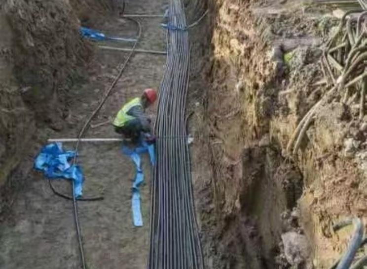 地源热泵水平管安装现场